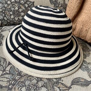 Jaclyn Smith Summer Beach Sun Hat Black White Stripes OSFM